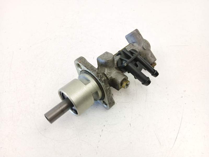 Recambio de bomba de freno para volvo 460 (464) 1.6 referencia OEM IAM 8602023 10612002803 