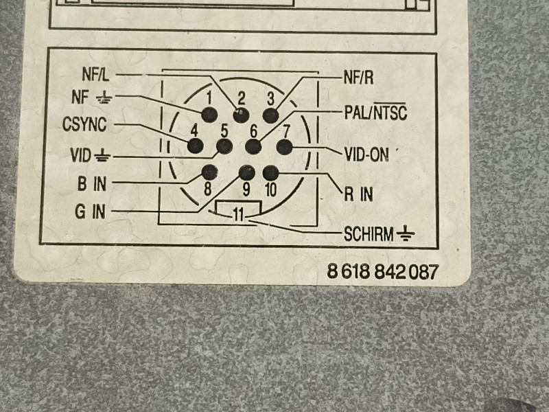 Recambio de radio cd/mp3 para volkswagen passat variant (3b6) 2.3 vr5 4motion referencia OEM IAM 3B0035192E 8618842087 