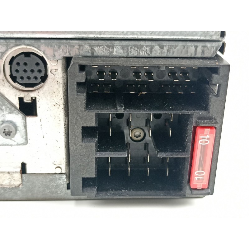 Recambio de radio cd/mp3 para volkswagen passat variant (3b6) 2.3 vr5 4motion referencia OEM IAM 3B0035192E 8618842087 