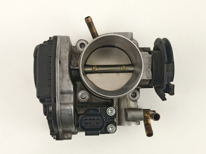 Recambio de caja mariposa para seat leon (1m1) 1.8 20v referencia OEM IAM 06A133064M 408237111015 