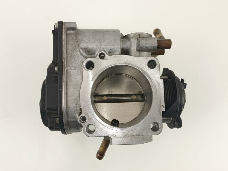 Recambio de caja mariposa para seat leon (1m1) 1.8 20v referencia OEM IAM 06A133064M 408237111015 