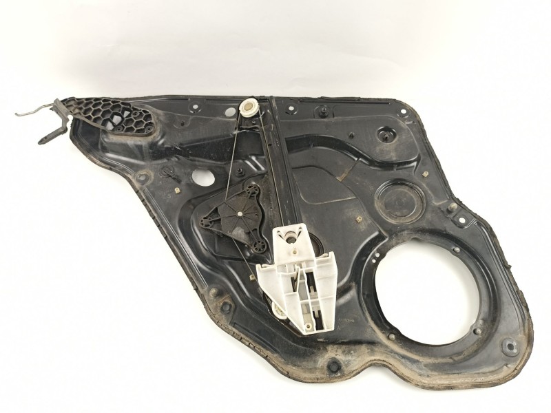 Recambio de elevalunas trasero derecho para seat leon (1m1) 1.8 20v referencia OEM IAM 1M0839730F 1J4959812C 1M0839756F