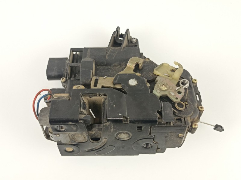 Recambio de cerradura puerta delantera derecha para seat leon (1m1) 1.8 20v referencia OEM IAM 3B1837016A  