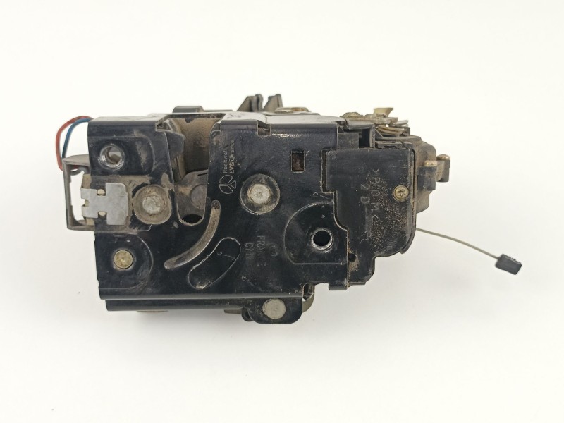 Recambio de cerradura puerta delantera derecha para seat leon (1m1) 1.8 20v referencia OEM IAM 3B1837016A  