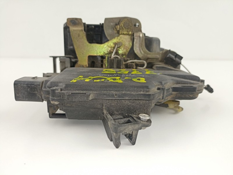 Recambio de cerradura puerta delantera derecha para seat leon (1m1) 1.8 20v referencia OEM IAM 3B1837016A  