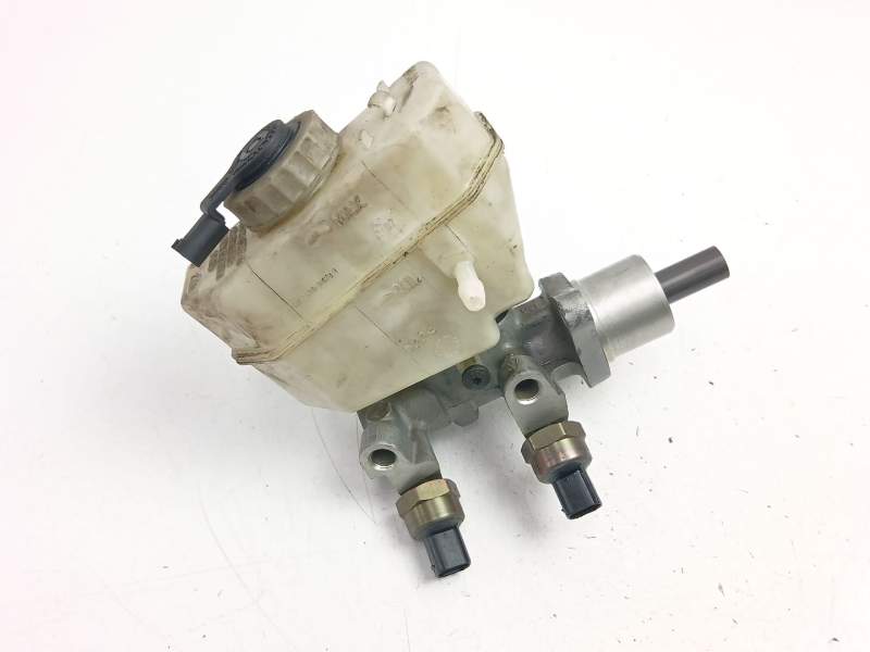 Recambio de bomba de freno para bmw 3 (e46) 320 d referencia OEM IAM 34316757839  