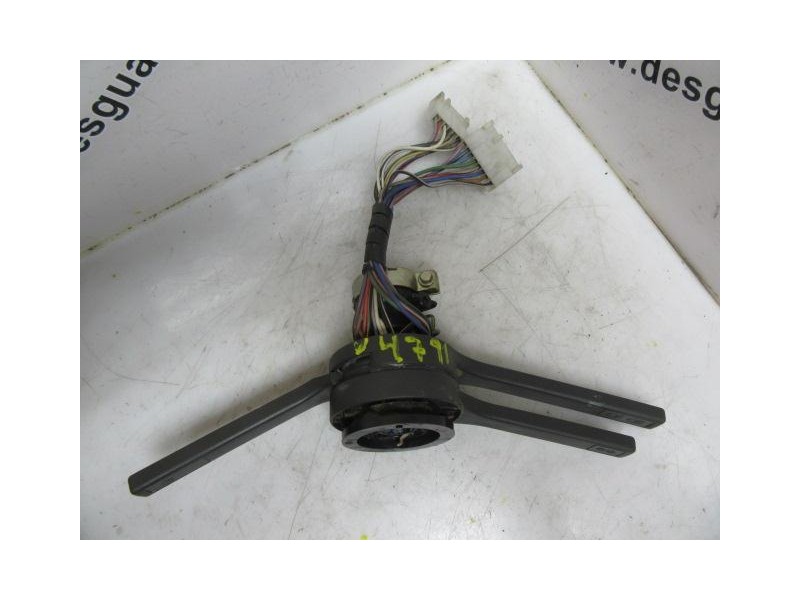 Recambio de mando luces y limpias : seat terra : 1.3 d -mn (44,87cv) [1991] para seat terra 1.3 d -mn referencia OEM IAM   