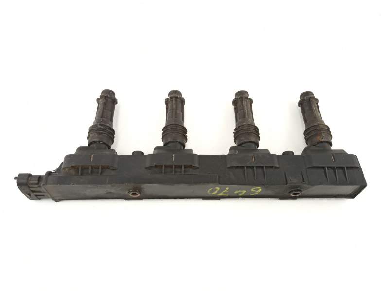 Recambio de bobina para opel corsa 1.2 g referencia OEM IAM 90543253 1208012 90560110