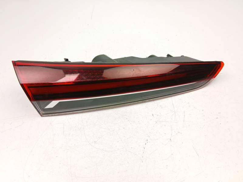 Recambio de piloto porton izquierdo para renault captur ii (hf_) tce 130 (hfmf) referencia OEM IAM 265553734R  