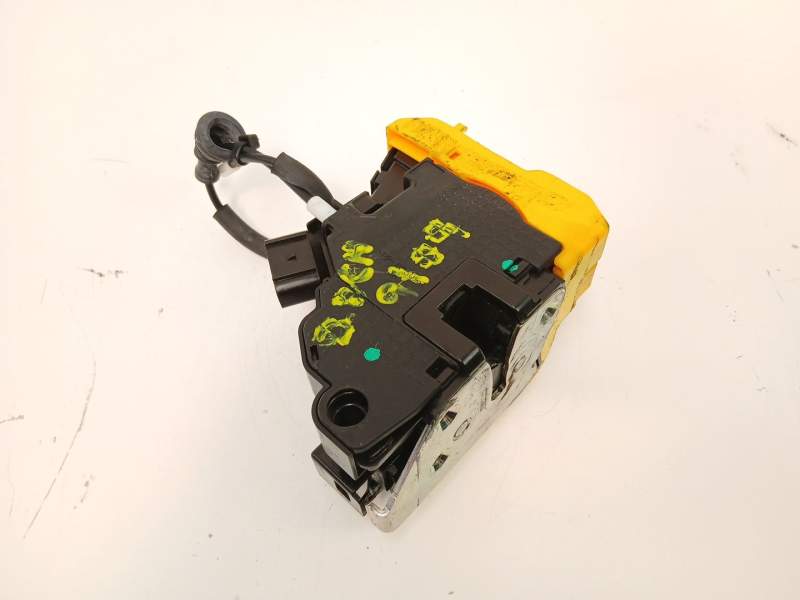 Recambio de cerradura puerta delantera derecha para kia cee´d (jd) 1.4 crdi 90 referencia OEM IAM 81320A2010  