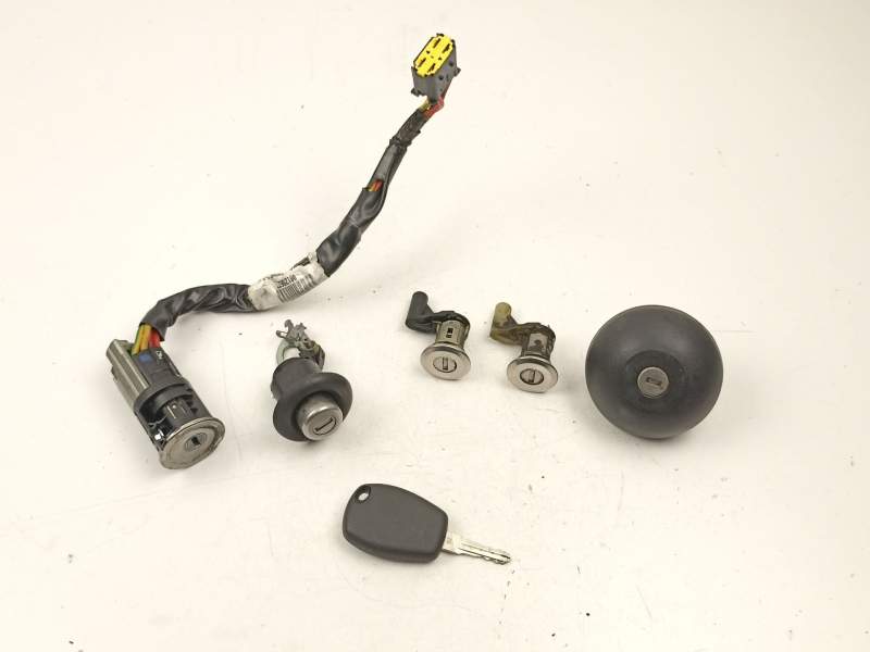 Recambio de conmutador de arranque para dacia sandero (bs_) 1.5 dci referencia OEM IAM 487004353R  