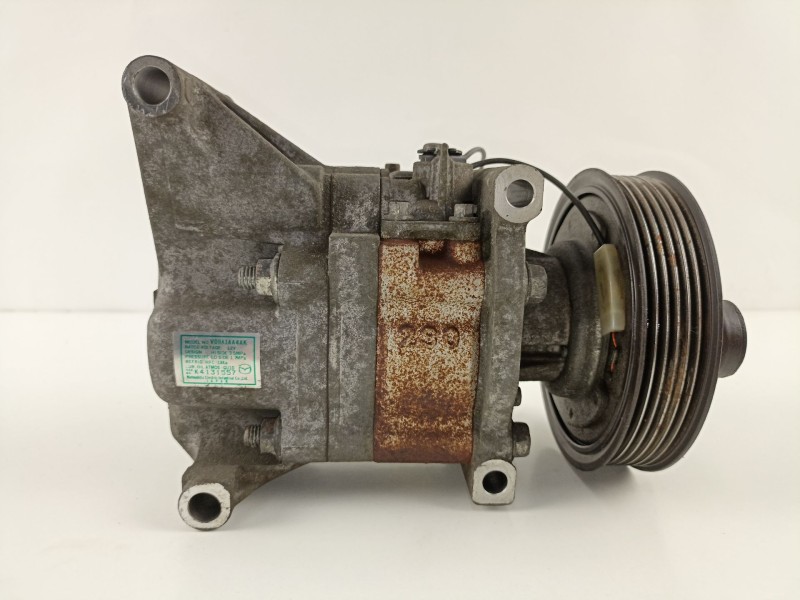 Recambio de compresor aire acondicionado para mazda 2 (de) 1.5 g /zy 103 cv 5puertas 5velocidades referencia OEM IAM D65161K00B 