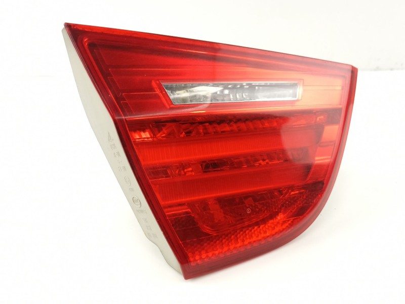 Recambio de piloto porton izquierdo para bmw serie 3 berlina (e90) 320d referencia OEM IAM 4871733  63214871733