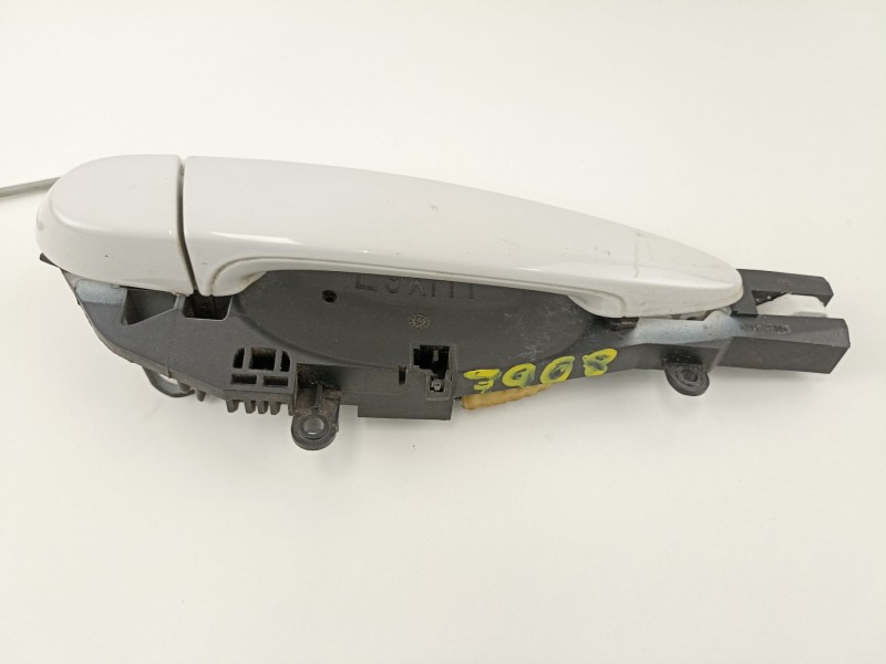 Recambio de manilla trasera derecha para bmw serie 3 berlina (e90) 320d referencia OEM IAM 51217060670  51227199840