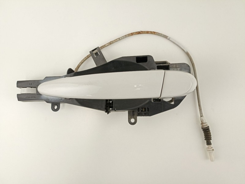 Recambio de manilla trasera izquierda para bmw serie 3 berlina (e90) 320d referencia OEM IAM 51217060669  51227199839