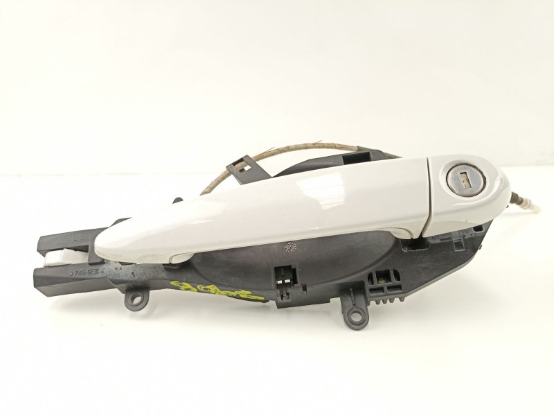 Recambio de manilla delantera izquierda para bmw serie 3 berlina (e90) 320d referencia OEM IAM 51217060669  51227199835