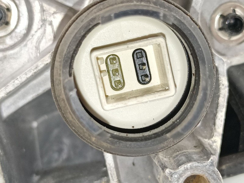 Recambio de retrovisor derecho para bmw serie 3 berlina (e90) 320d referencia OEM IAM 7182695  