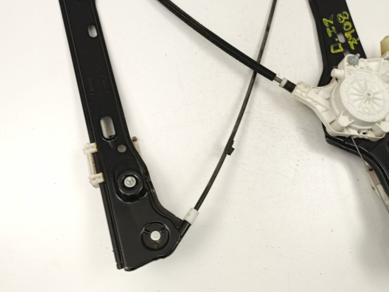 Recambio de elevalunas delantero izquierdo para bmw serie 3 berlina (e90) 320d referencia OEM IAM 7060265 0130822226 7140587