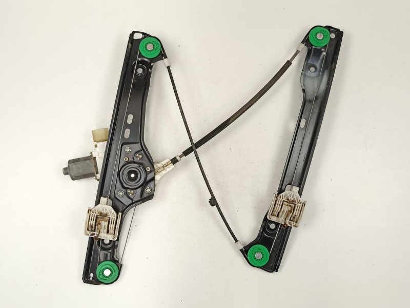 Recambio de elevalunas delantero izquierdo para bmw serie 3 berlina (e90) 320d referencia OEM IAM 7060265 0130822226 7140587