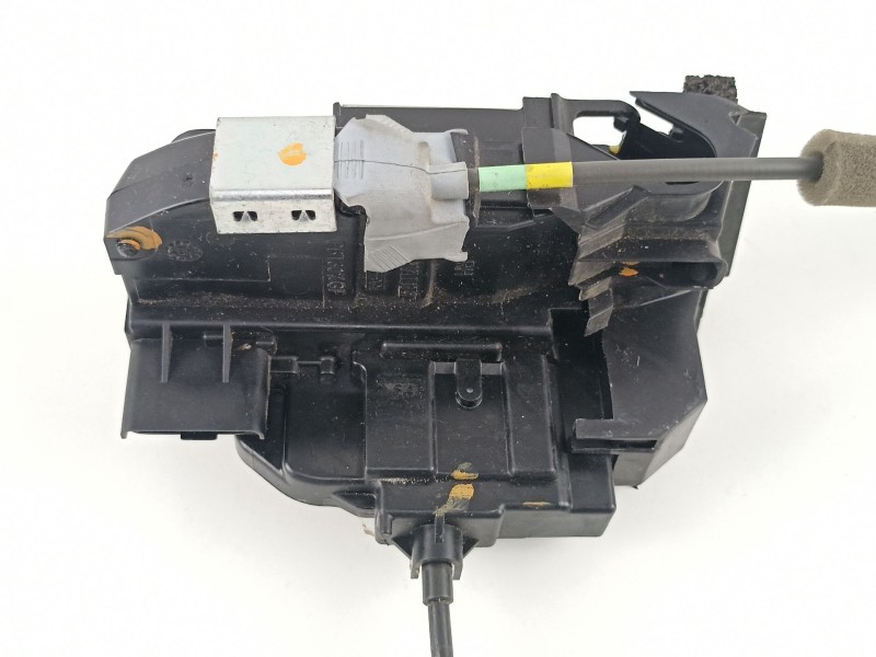 Recambio de cerradura puerta trasera derecha para nissan juke 1.5 dci referencia OEM IAM 82500BA60B  