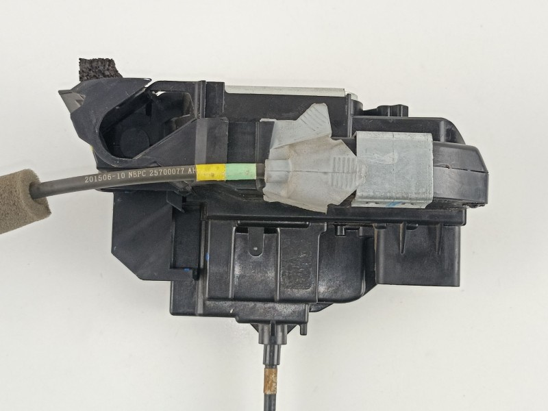 Recambio de cerradura puerta trasera izquierda para nissan juke 1.5 dci referencia OEM IAM 82501BA60B  