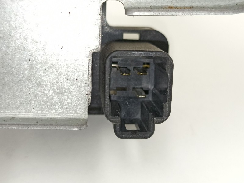 Recambio de motor limpia trasero para mazda 2 (de) 1.5 g /zy 103 cv 5puertas 5velocidades referencia OEM IAM D65167450  