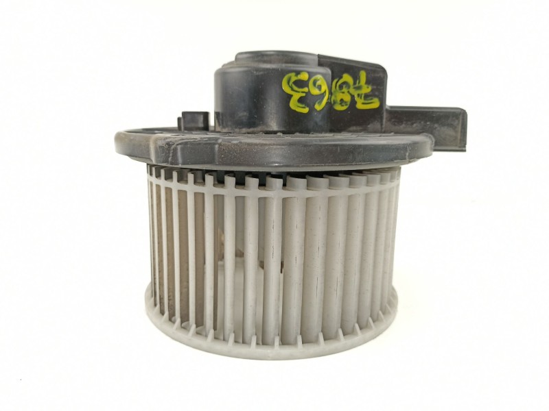 Recambio de motor calefaccion para mazda 2 (de) 1.5 g /zy 103 cv 5puertas 5velocidades referencia OEM IAM DF7161B10 8727000690 H