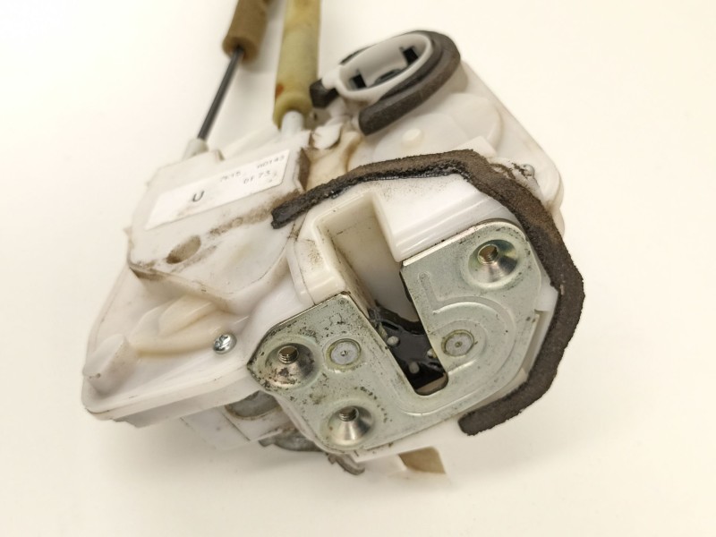 Recambio de cerradura puerta delantera derecha para mazda 2 (de) 1.5 g /zy 103 cv 5puertas 5velocidades referencia OEM IAM DF735