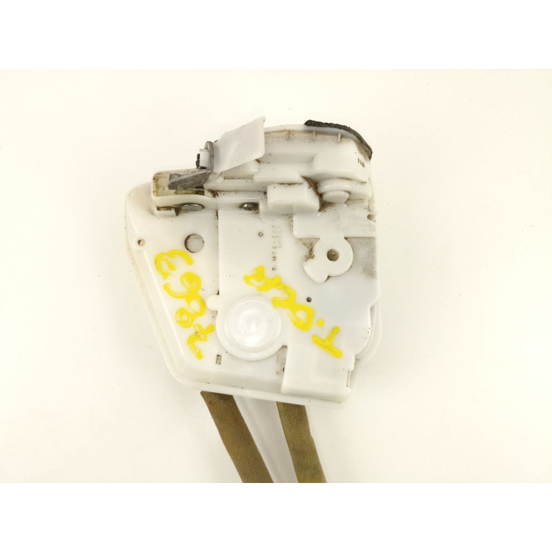 Recambio de cerradura puerta trasera derecha para mazda 2 (de) 1.5 g /zy 103 cv 5puertas 5velocidades referencia OEM IAM D651723