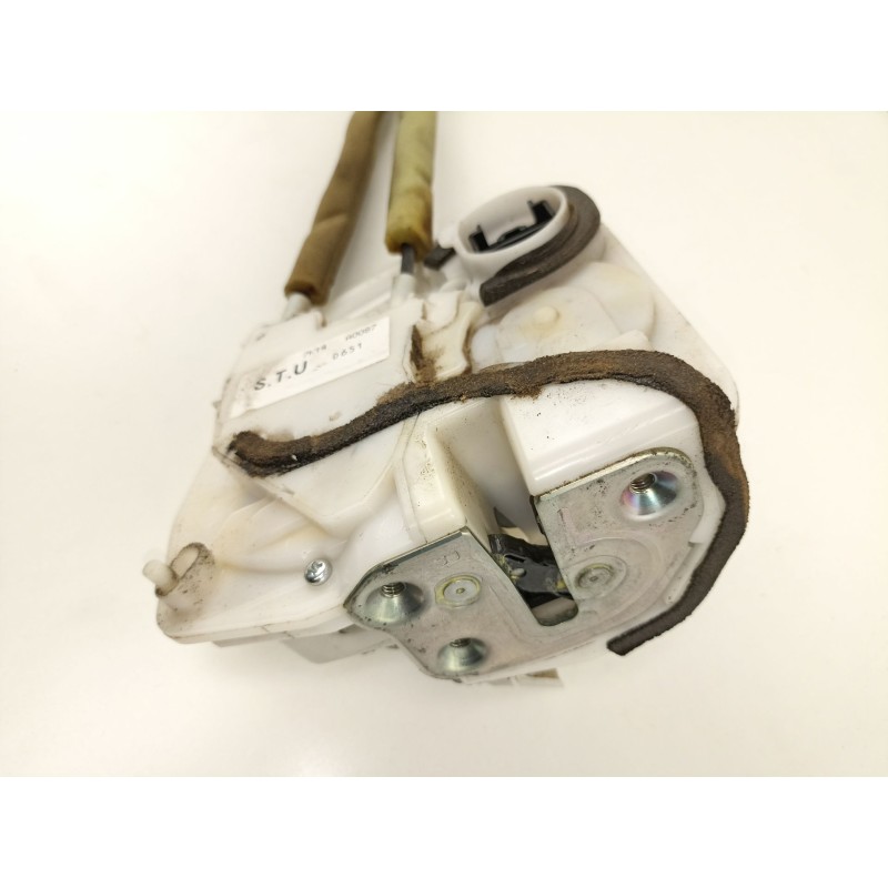 Recambio de cerradura puerta trasera derecha para mazda 2 (de) 1.5 g /zy 103 cv 5puertas 5velocidades referencia OEM IAM D651723