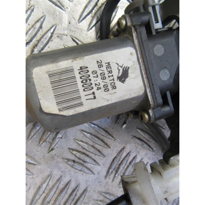 Recambio de elevalunas elec. del. dch. : nissan primera : 2.0 td (d-cd20) (89,76cv) 5p [2000] para nissan primera 2.0 td (d-cd20