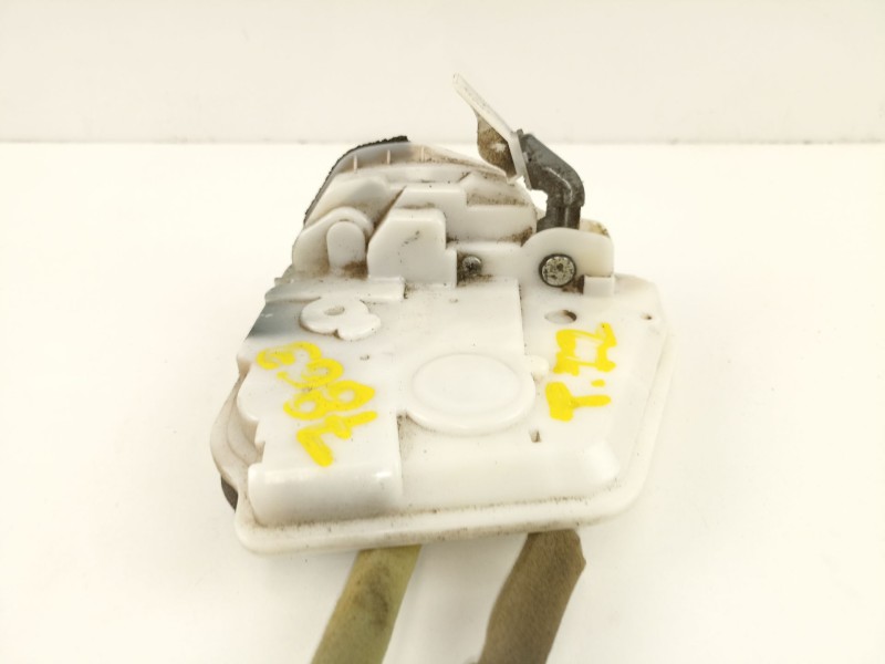 Recambio de cerradura puerta trasera izquierda para mazda 2 (de) 1.5 g /zy 103 cv 5puertas 5velocidades referencia OEM IAM D6517