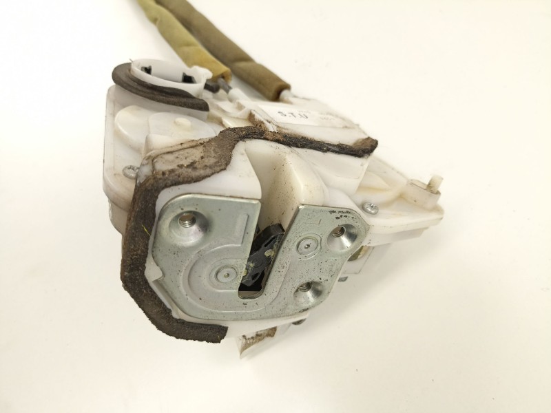 Recambio de cerradura puerta trasera izquierda para mazda 2 (de) 1.5 g /zy 103 cv 5puertas 5velocidades referencia OEM IAM D6517