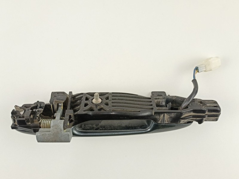 Recambio de manilla delantera derecha para mazda 2 (de) 1.5 g /zy 103 cv 5puertas 5velocidades referencia OEM IAM D6515842XE  DF