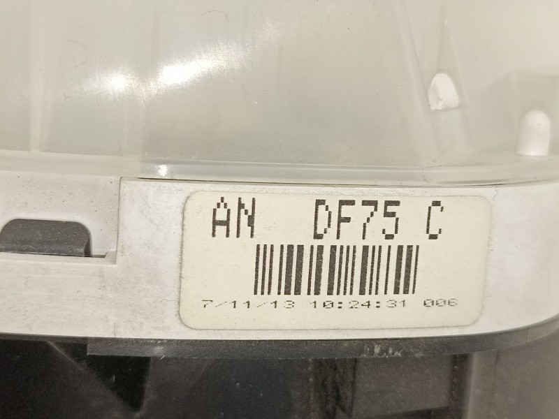 Recambio de cuadro instrumentos para mazda 2 (de) 1.5 g /zy 103 cv 5puertas 5velocidades referencia OEM IAM D01J55430 ANDF75C 