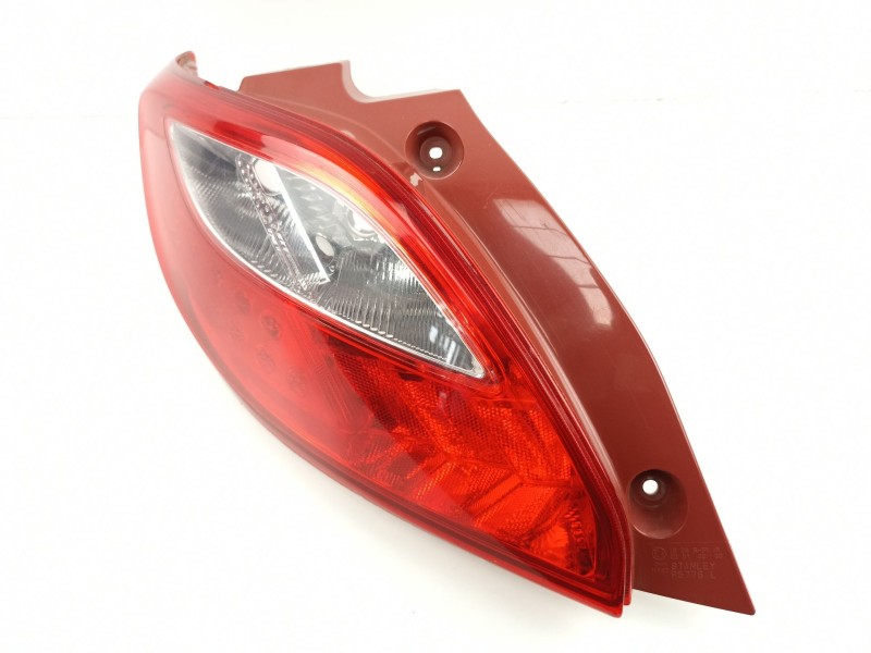 Recambio de piloto trasero izquierdo para mazda 2 (de) 1.5 g /zy 103 cv 5puertas 5velocidades referencia OEM IAM D65151160  