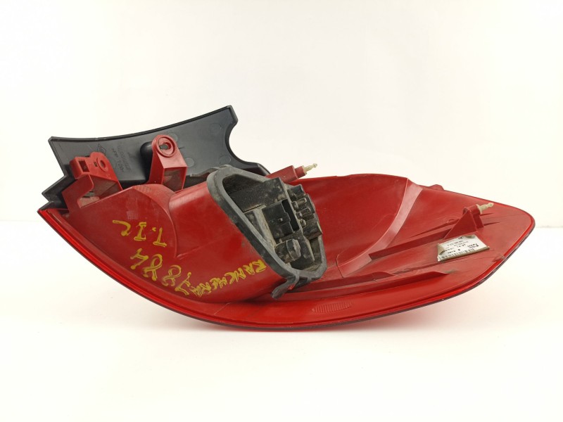 Recambio de piloto trasero izquierdo para renault clio grandtour business referencia OEM IAM 8200586843  