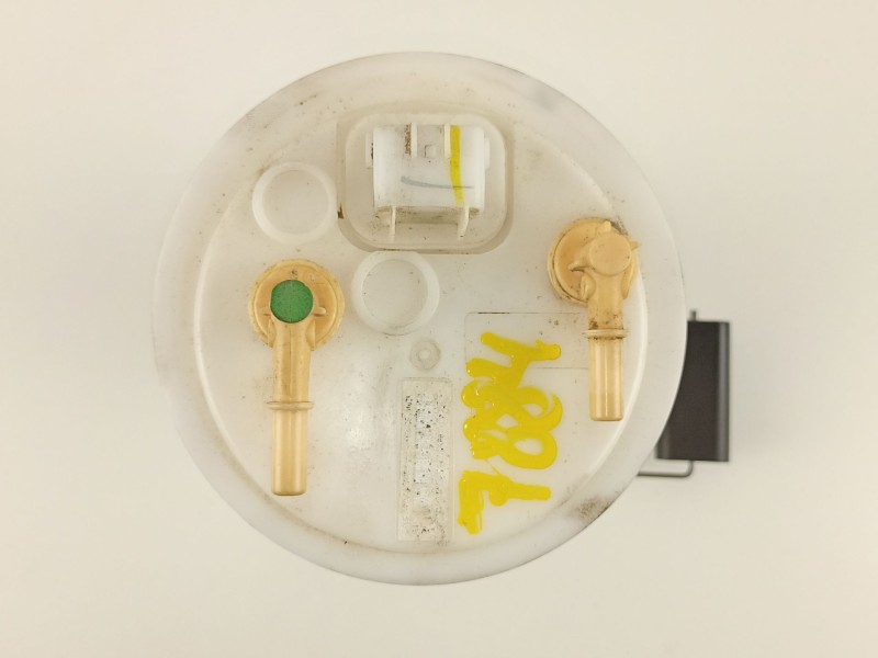 Recambio de bomba combustible aforador para renault clio grandtour business referencia OEM IAM 8200906204  