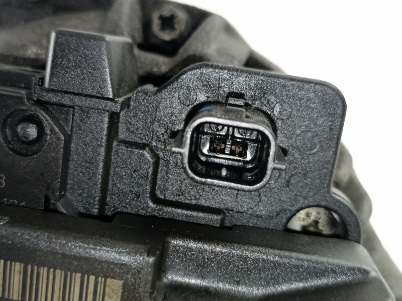 Recambio de alternador para renault clio grandtour business referencia OEM IAM 231008578R 0124425093 