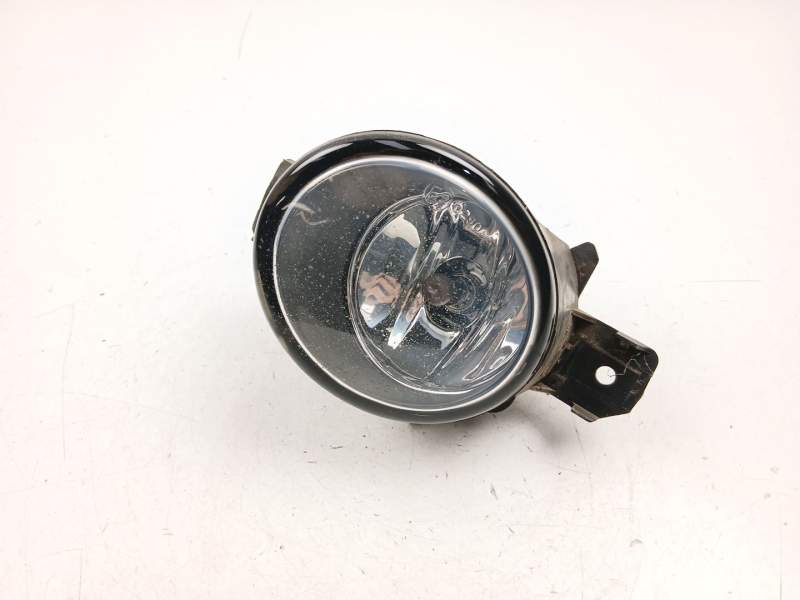 Recambio de antiniebla izquierdo para nissan primera 1.9 d referencia OEM IAM 2615589905 89202711 