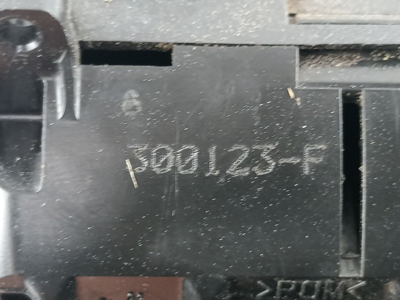 Recambio de cerradura puerta delantera izquierda para renault clio grandtour business referencia OEM IAM 8200300123 300123F 