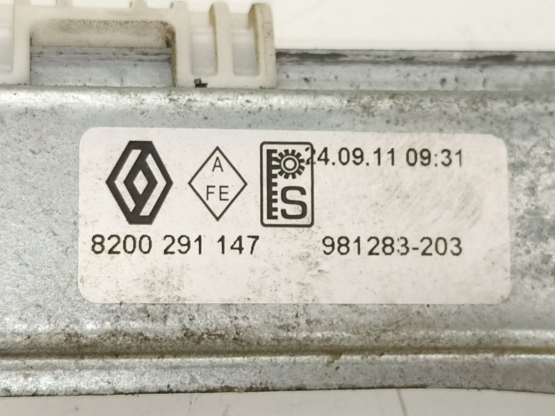 Recambio de elevalunas delantero derecho para renault clio grandtour business referencia OEM IAM 8200291147 981283203 