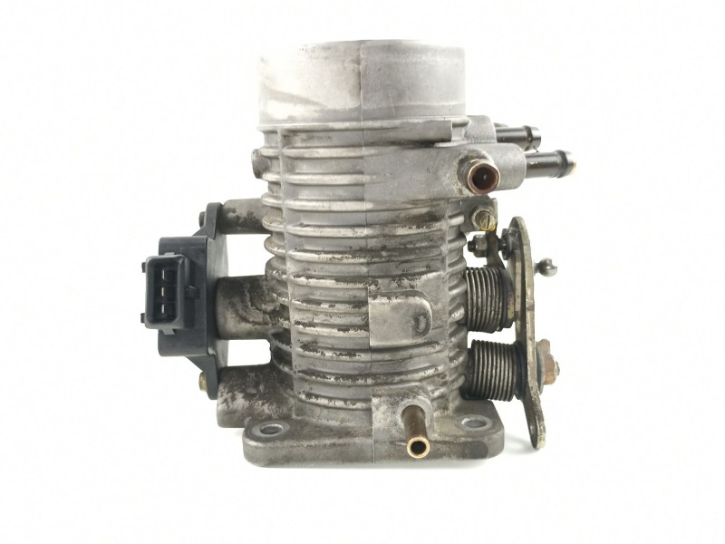 Recambio de caja mariposa para opel calibra 2.0 g referencia OEM IAM 90352920  