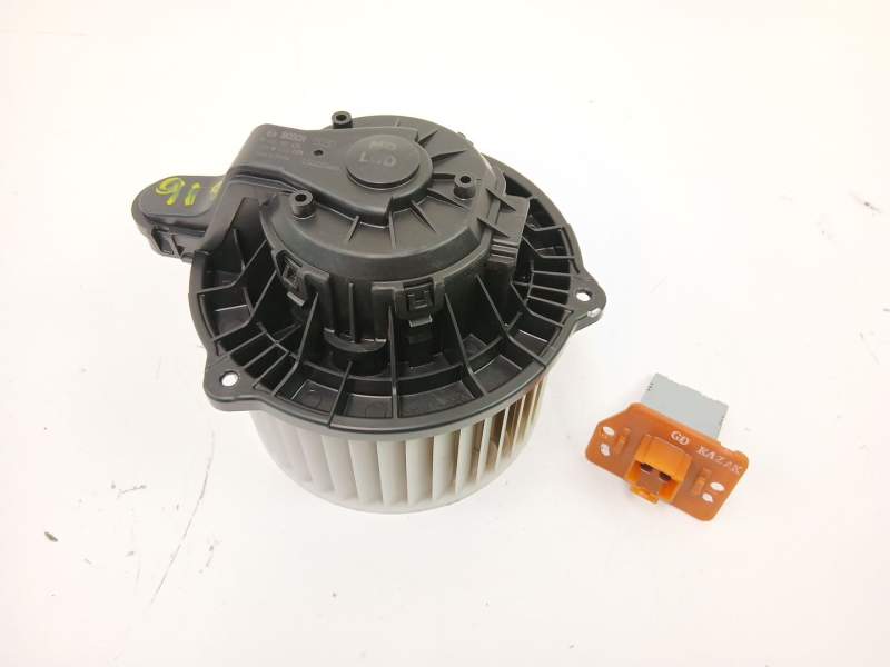 Recambio de motor calefaccion para kia cee´d (jd) 1.4 crdi 90 referencia OEM IAM 971133X000 F00S3B2474 