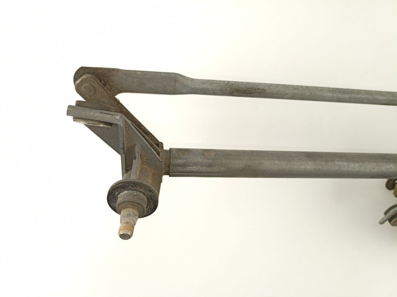 Recambio de motor limpia delantero para opel calibra 2.0 g referencia OEM IAM 90346777  