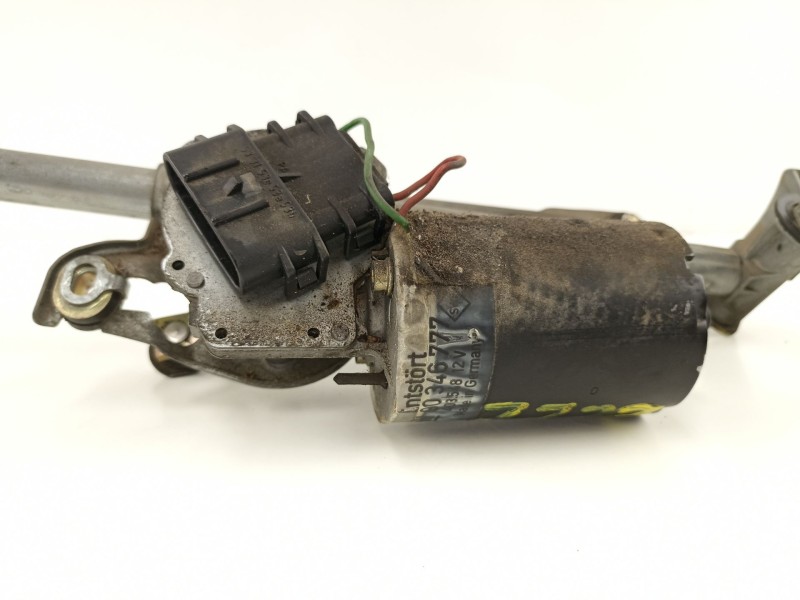 Recambio de motor limpia delantero para opel calibra 2.0 g referencia OEM IAM 90346777  