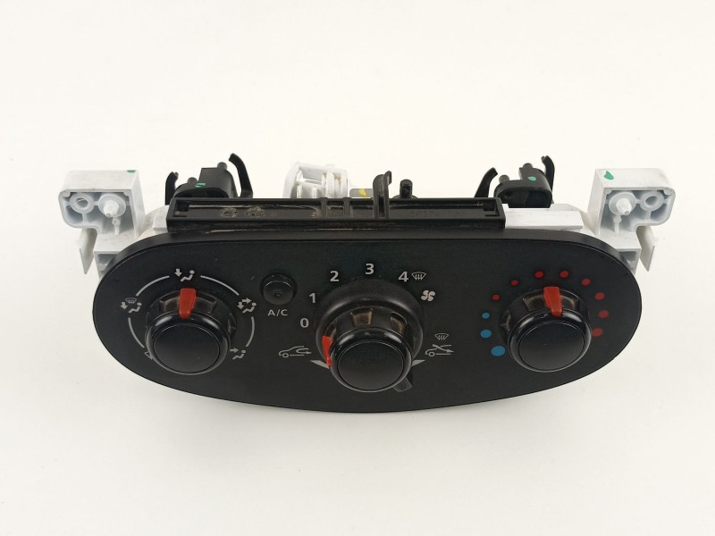 Recambio de mandos calefaccion aire para dacia dokker ambiance referencia OEM IAM 275102784R 5P3741000 5P3743000