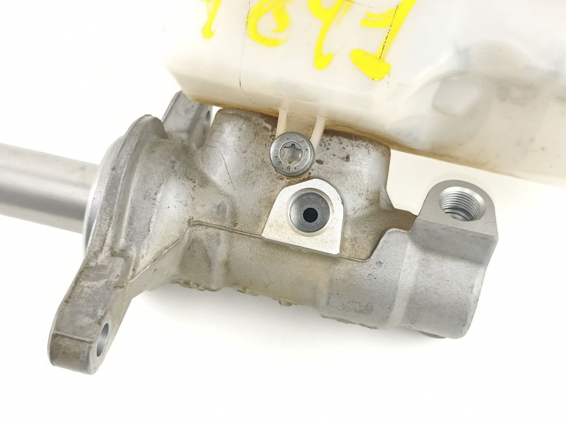 Recambio de bomba de freno para dacia dokker ambiance referencia OEM IAM 460112629R  