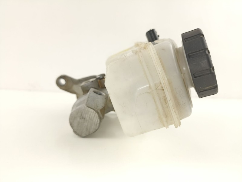 Recambio de bomba de freno para dacia dokker ambiance referencia OEM IAM 460112629R  