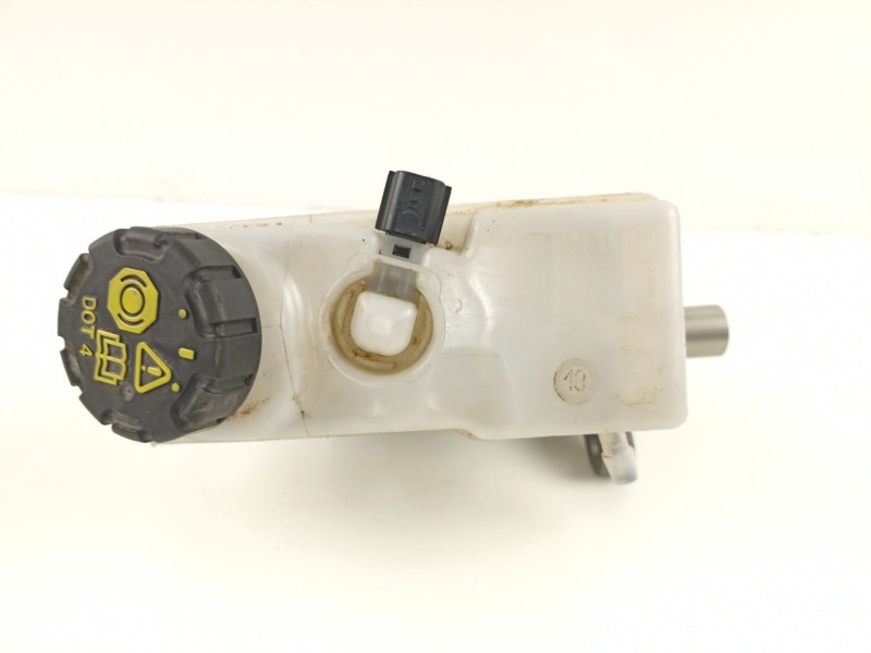 Recambio de bomba de freno para dacia dokker ambiance referencia OEM IAM 460112629R  